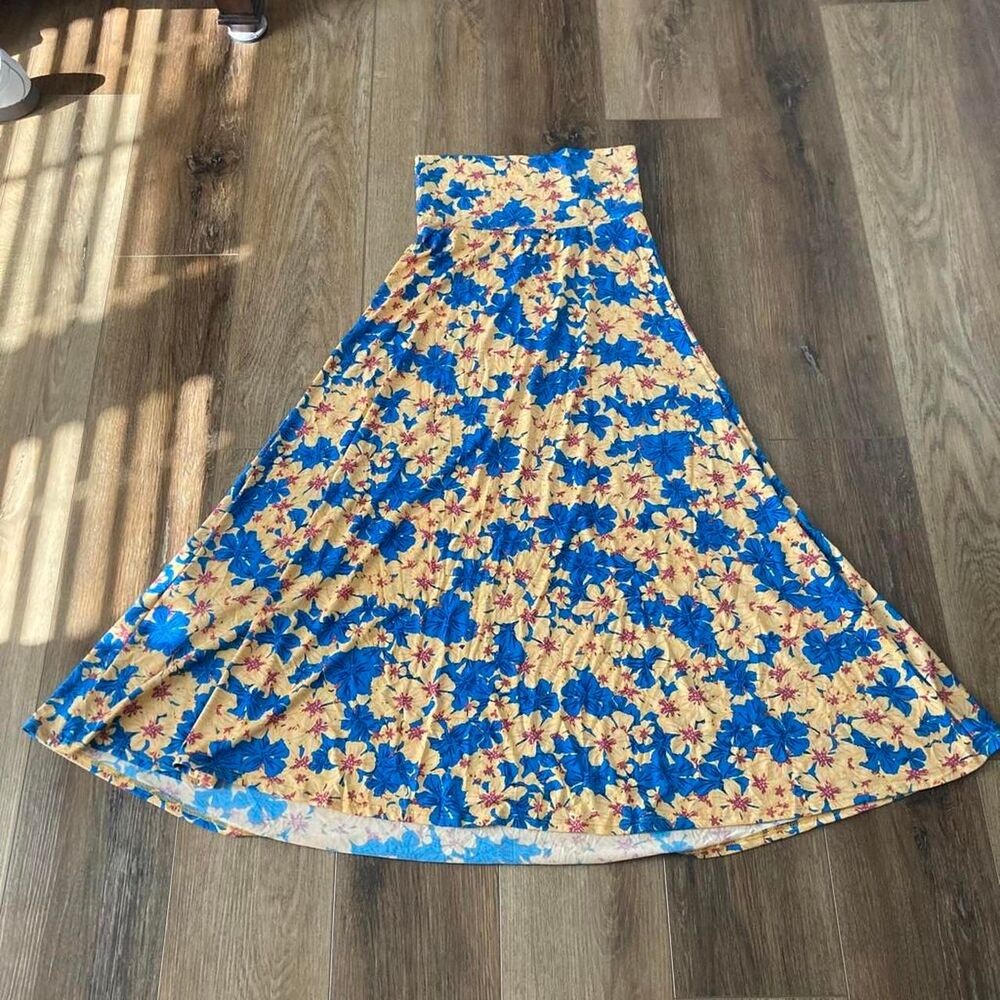 Lularoe Women's multi Skirt